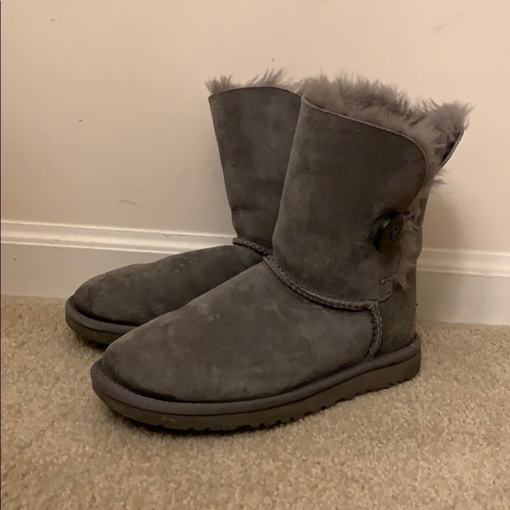 Grey Uggs